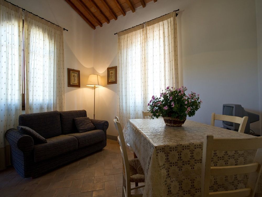 Appartamenti Agriturismo La Canonica チェルタルド エクステリア 写真